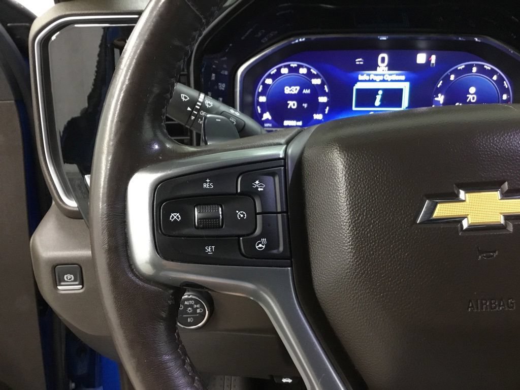Used 2023 Chevrolet Silverado 1500 LTZ w/ Technology Package AWD/4WD image 17