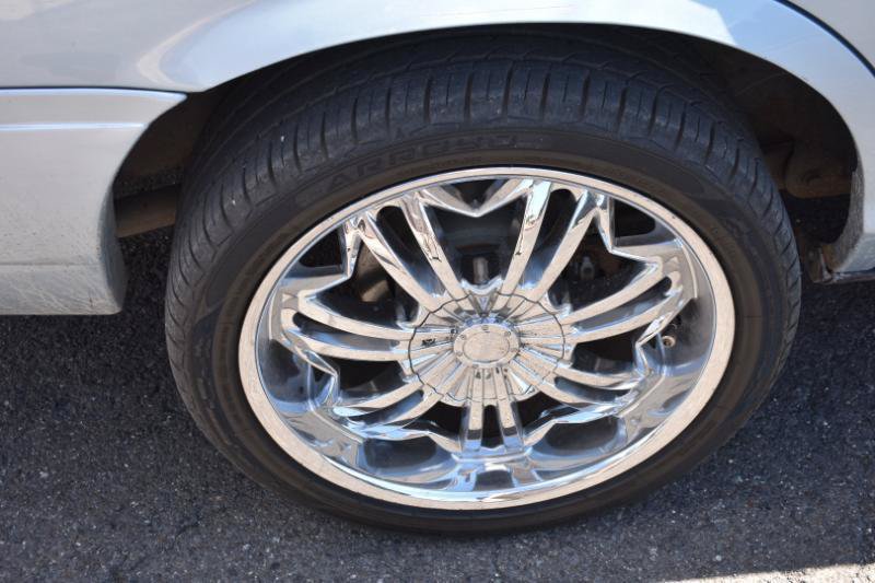 Used 2010 Mercury Grand Marquis LS RWD image 11