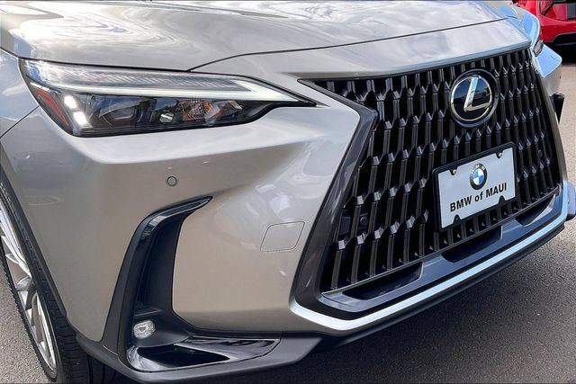 Used 2025 Lexus NX 350h AWD w/ Premium Package image 28