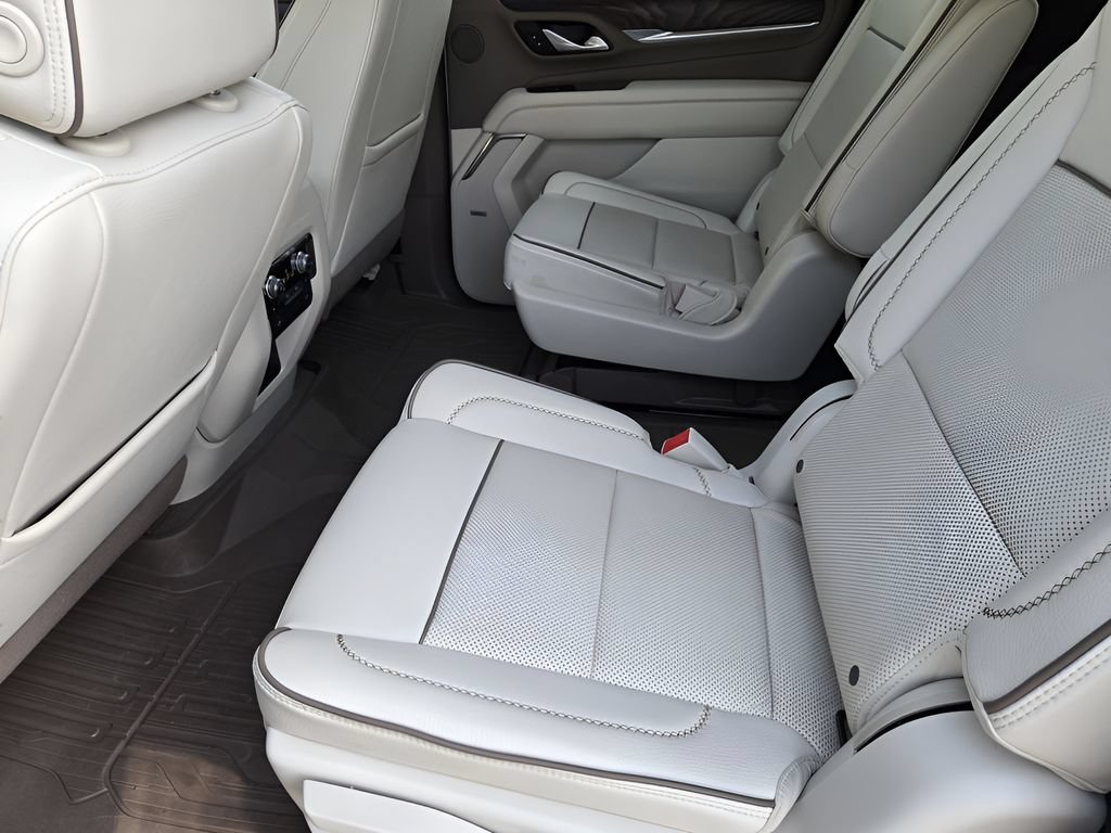 Used 2022 GMC Yukon XL Denali RWD image 27