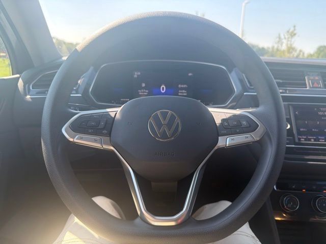 Used 2022 Volkswagen Tiguan S FWD image 45