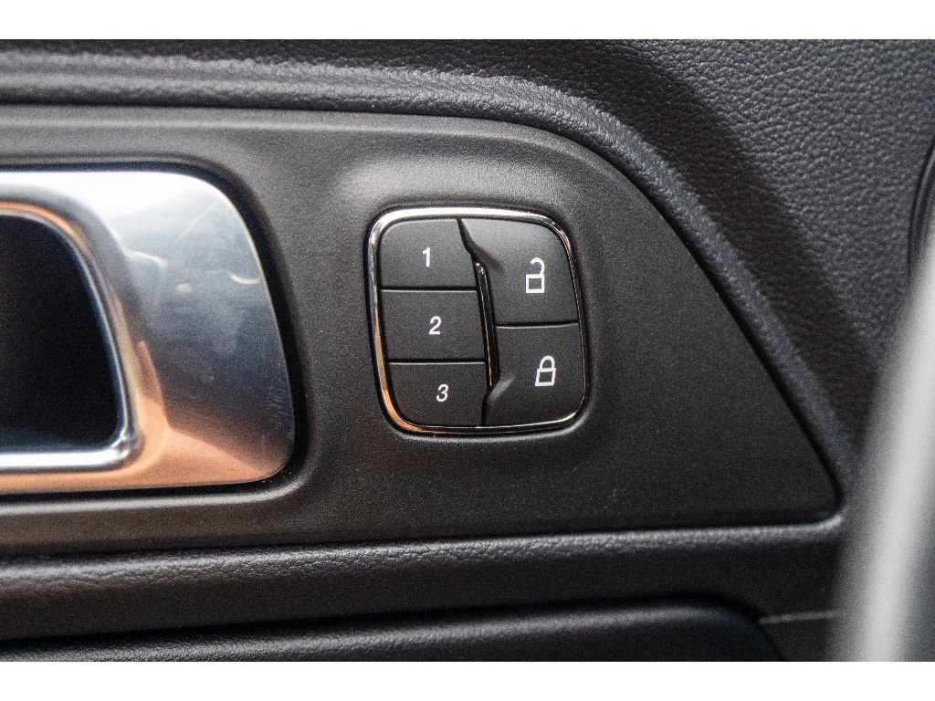 Used 2020 Ford Mustang Bullitt RWD image 25