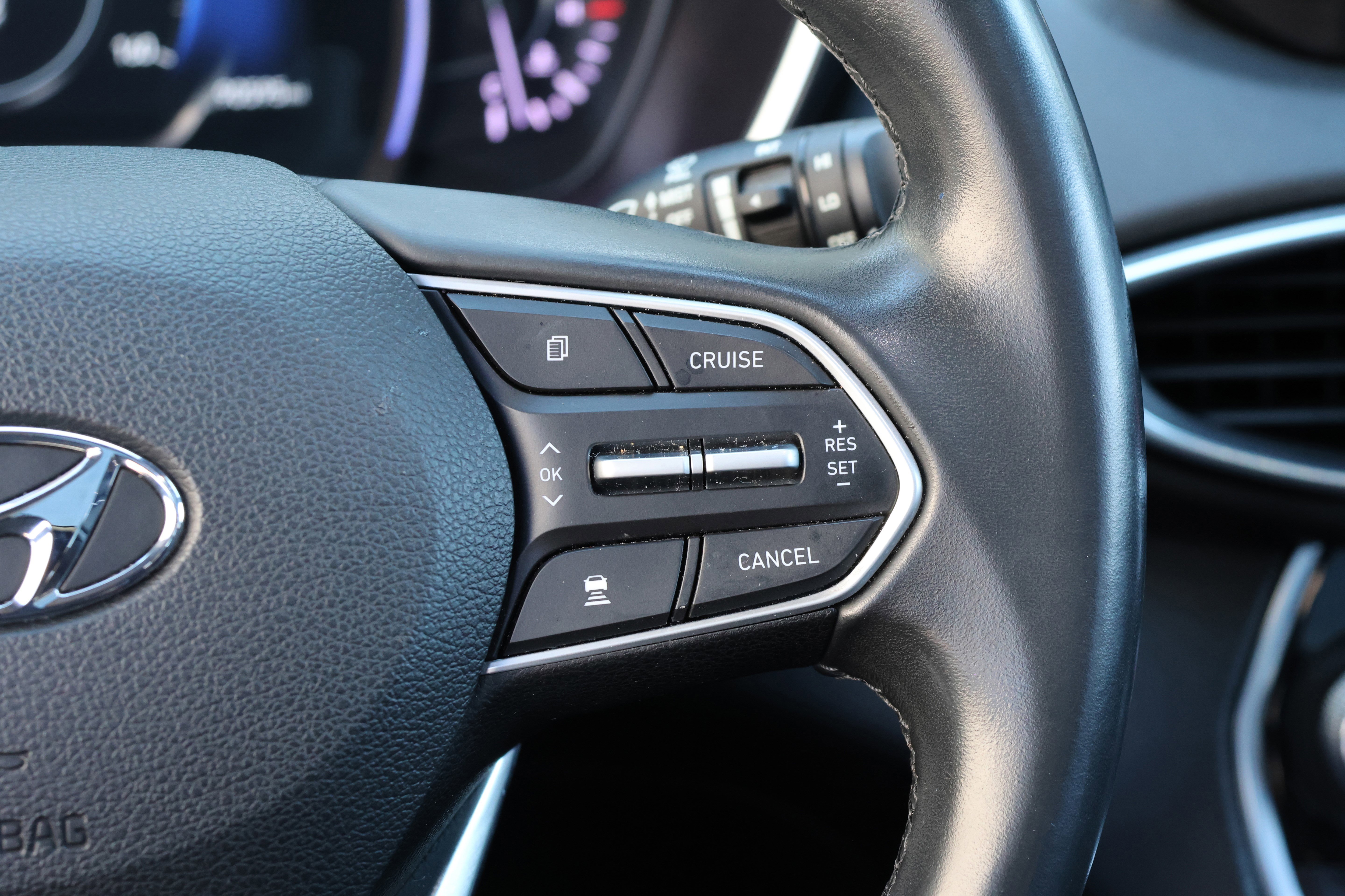 Used 2020 Hyundai Santa Fe SEL w/ Convenience + Premium Package image 21