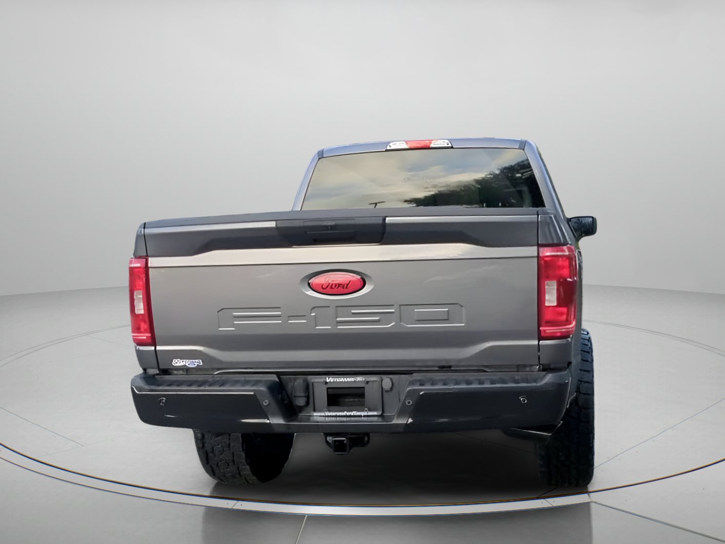 Used 2023 Ford F150 XLT w/ Bed Utility Package AWD/4WD image 25