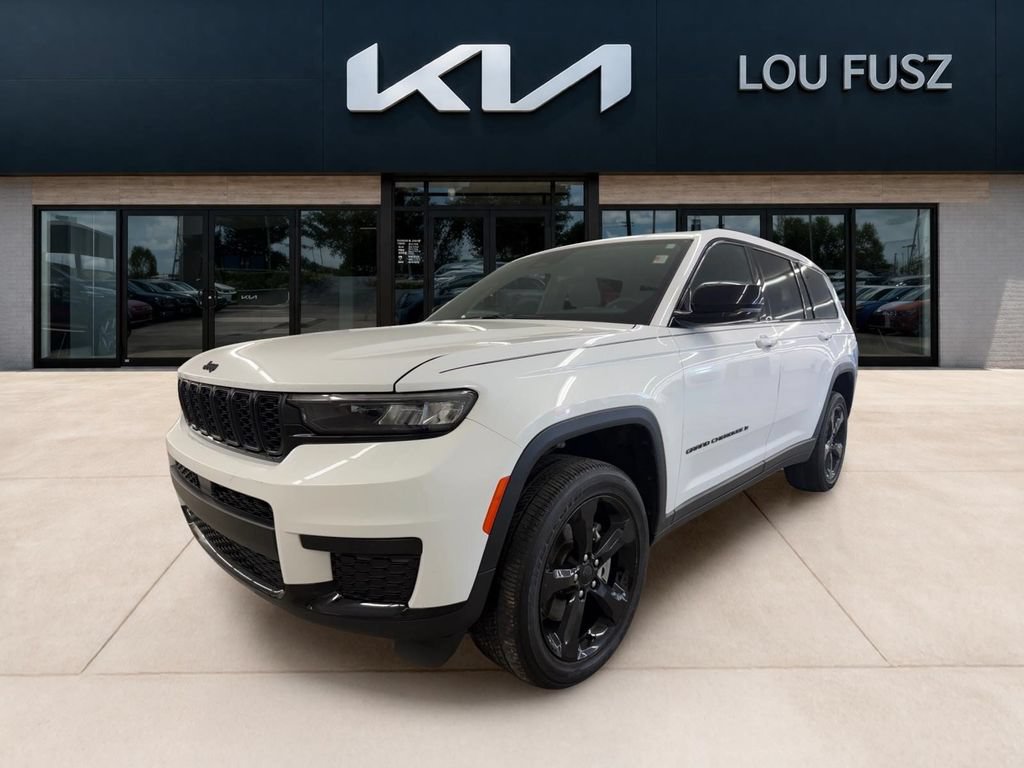 Used 2024 Jeep Grand Cherokee L Laredo