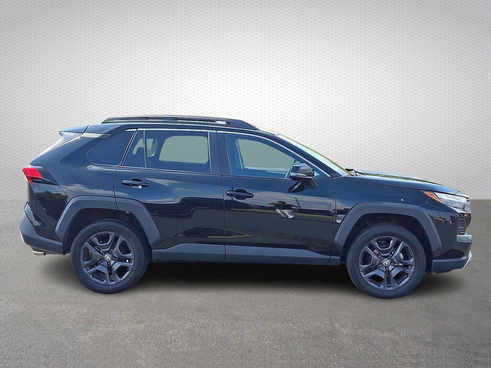 Used 2024 Toyota RAV4 Adventure image 7