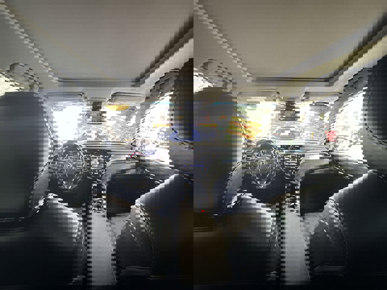 Used 2020 Toyota Camry XSE image 19