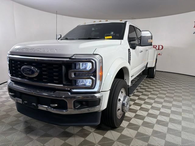 Used 2023 Ford F450 Lariat w/ Lariat Ultimate Package AWD/4WD image 4