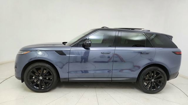 Used 2025 Land Rover Range Rover Sport SE image 10