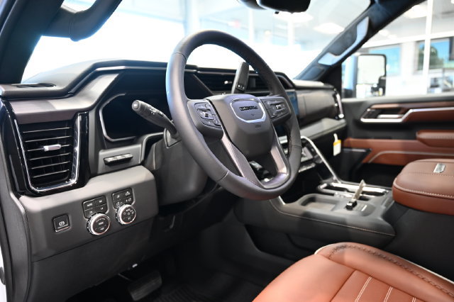 New 2026 GMC Sierra 3500 Denali Ultimate AWD/4WD image 30