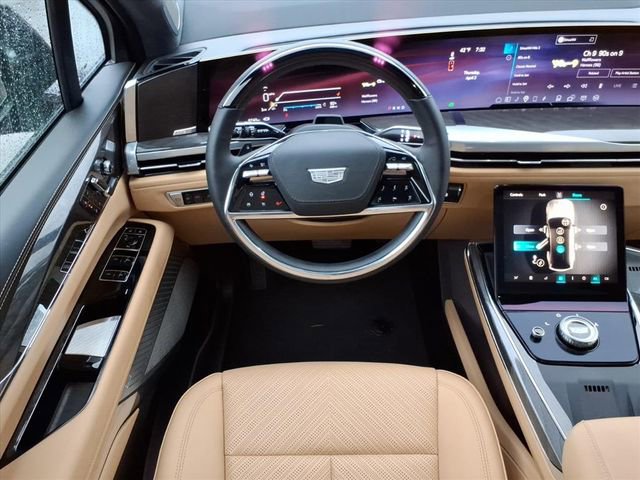 Used 2025 Cadillac Escalade IQ Sport 2 image 16