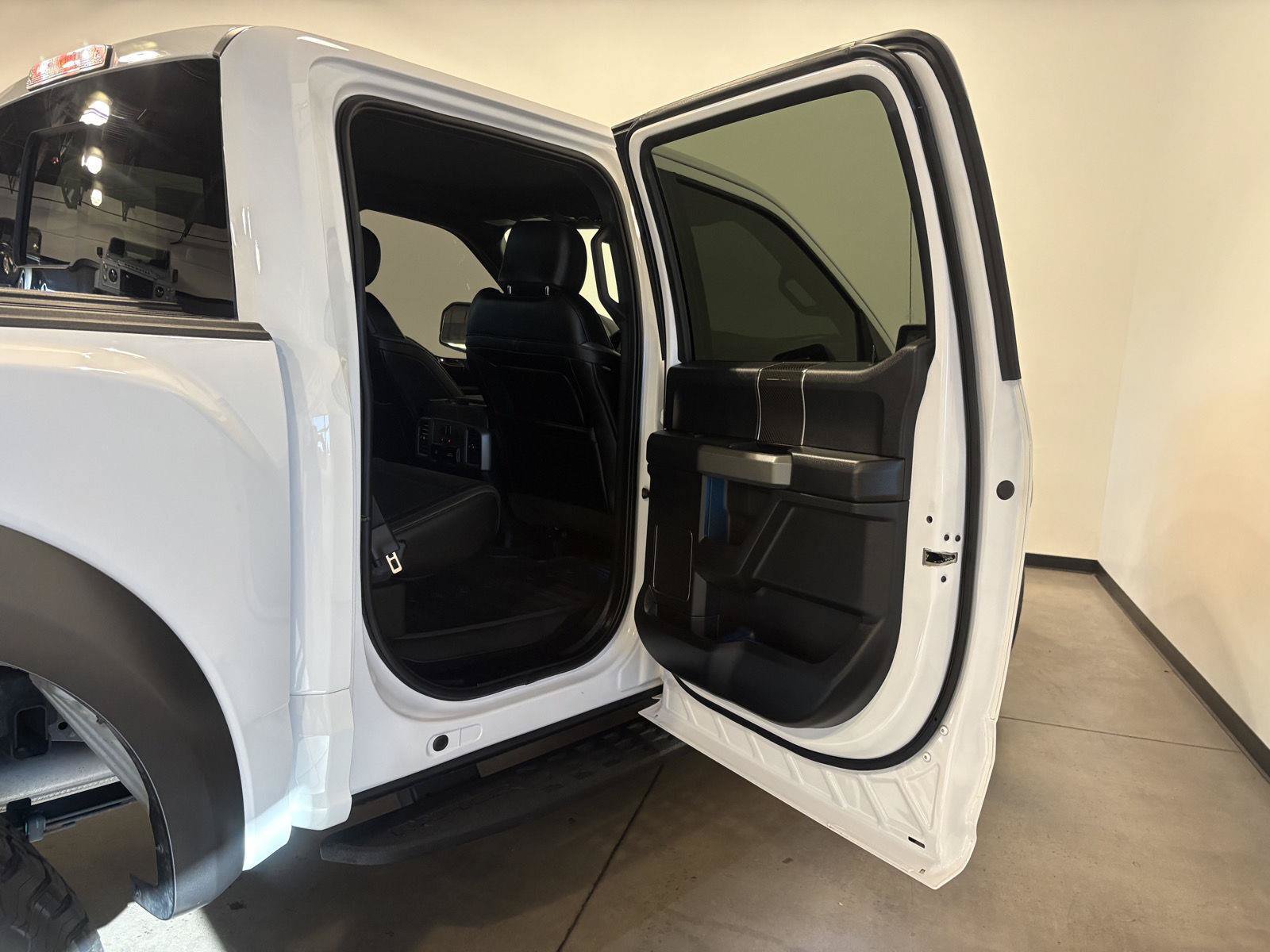 Used 2020 Ford F150 Raptor w/ Equipment Group 802A Luxury AWD/4WD image 46