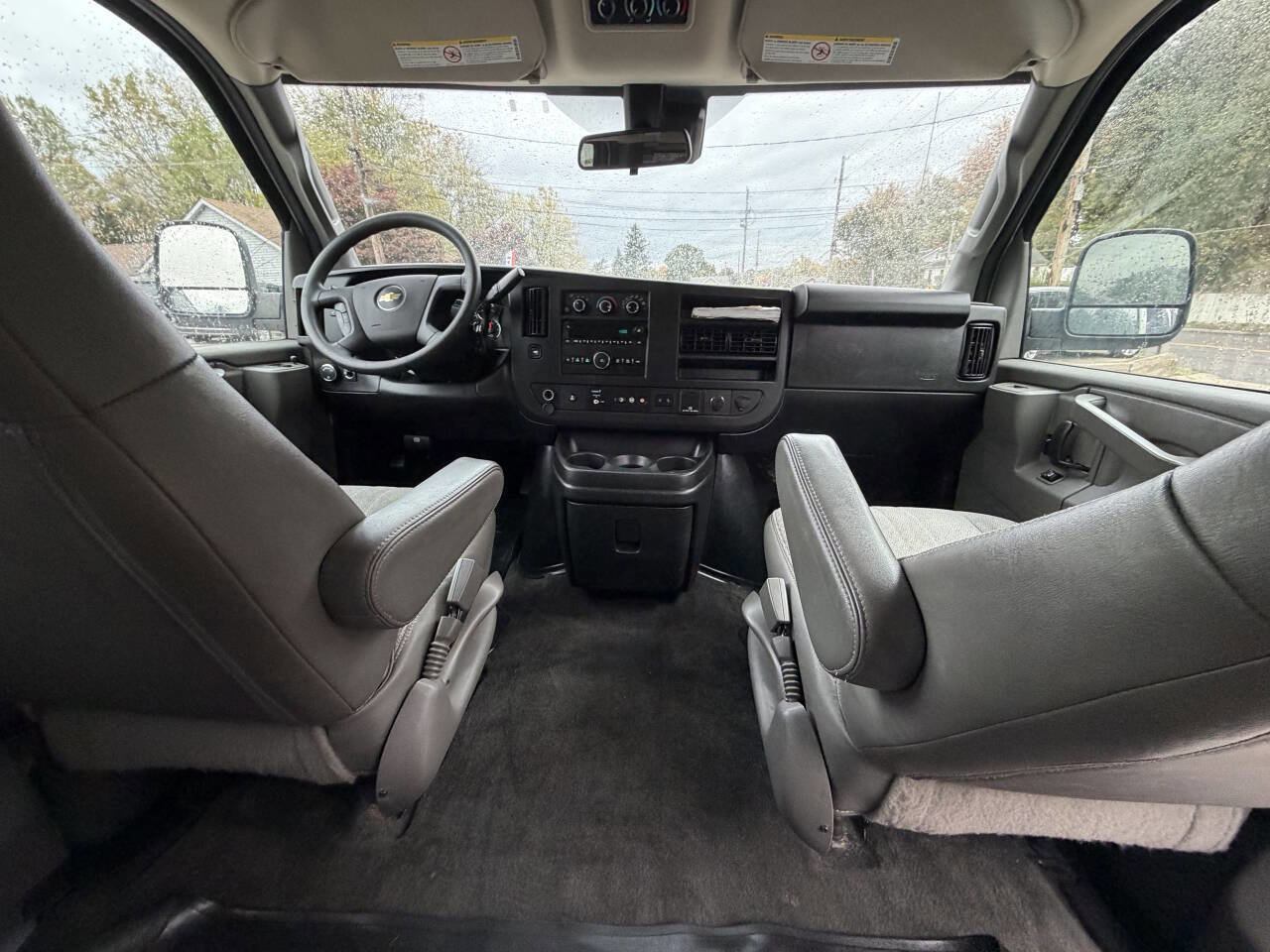 Used 2019 Chevrolet Express 3500 LT w/ LT Preferred Equipment Group image 16