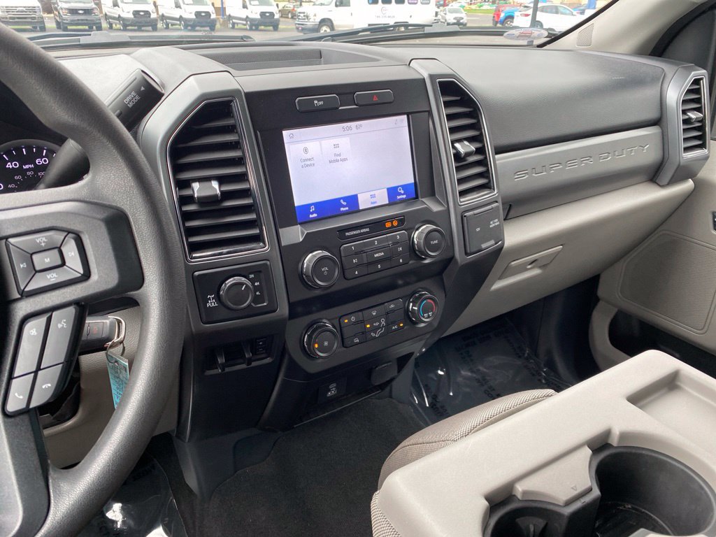 Certified 2022 Ford F350 XLT AWD/4WD image 29