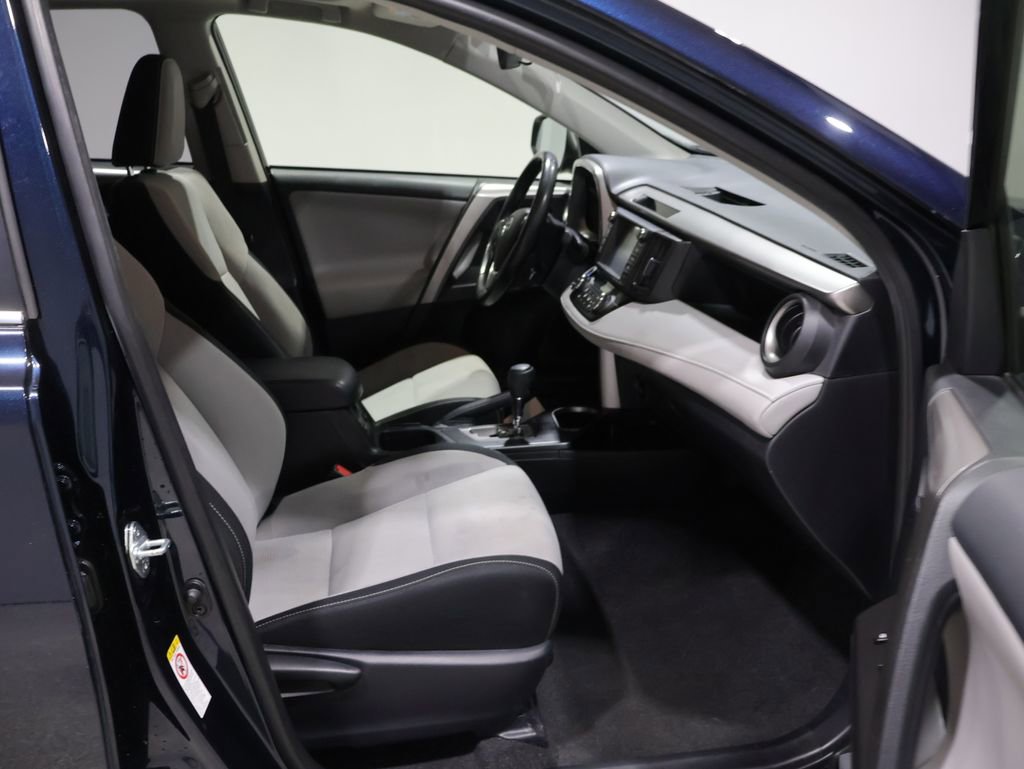 Used 2018 Toyota RAV4 XLE w/ Convenience Package image 21