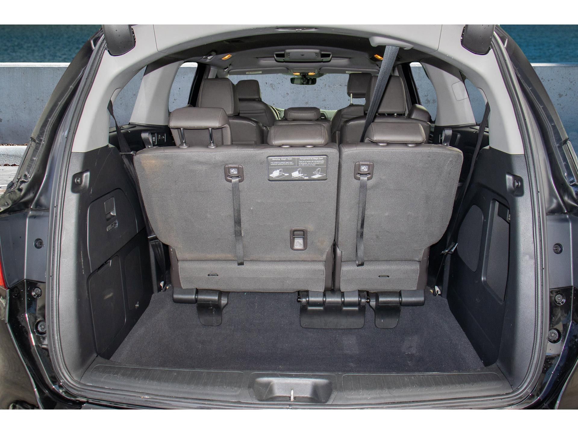 Used 2018 Honda Odyssey Touring image 9
