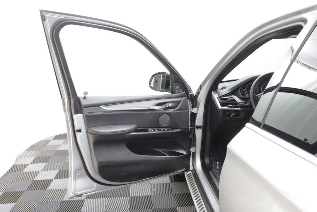 Used 2017 BMW X5 xDrive35i AWD/4WD image 5