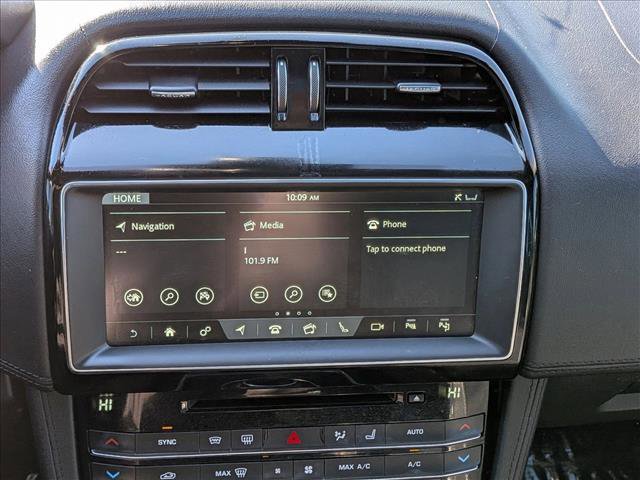 Used 2020 Jaguar F-PACE Prestige image 12