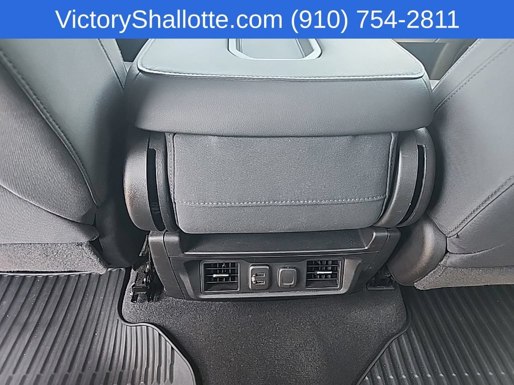 Used 2019 Chevrolet Silverado 1500 LT w/ All-Star Edition AWD/4WD image 23