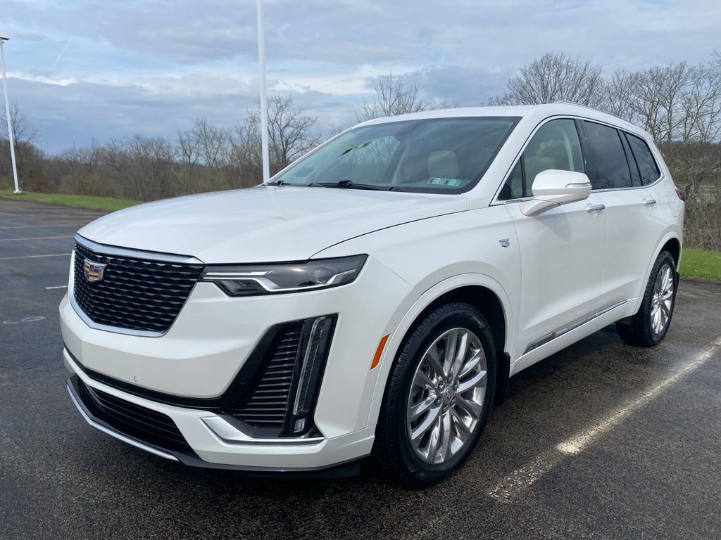 Used 2023 Cadillac XT6 Premium Luxury image 7