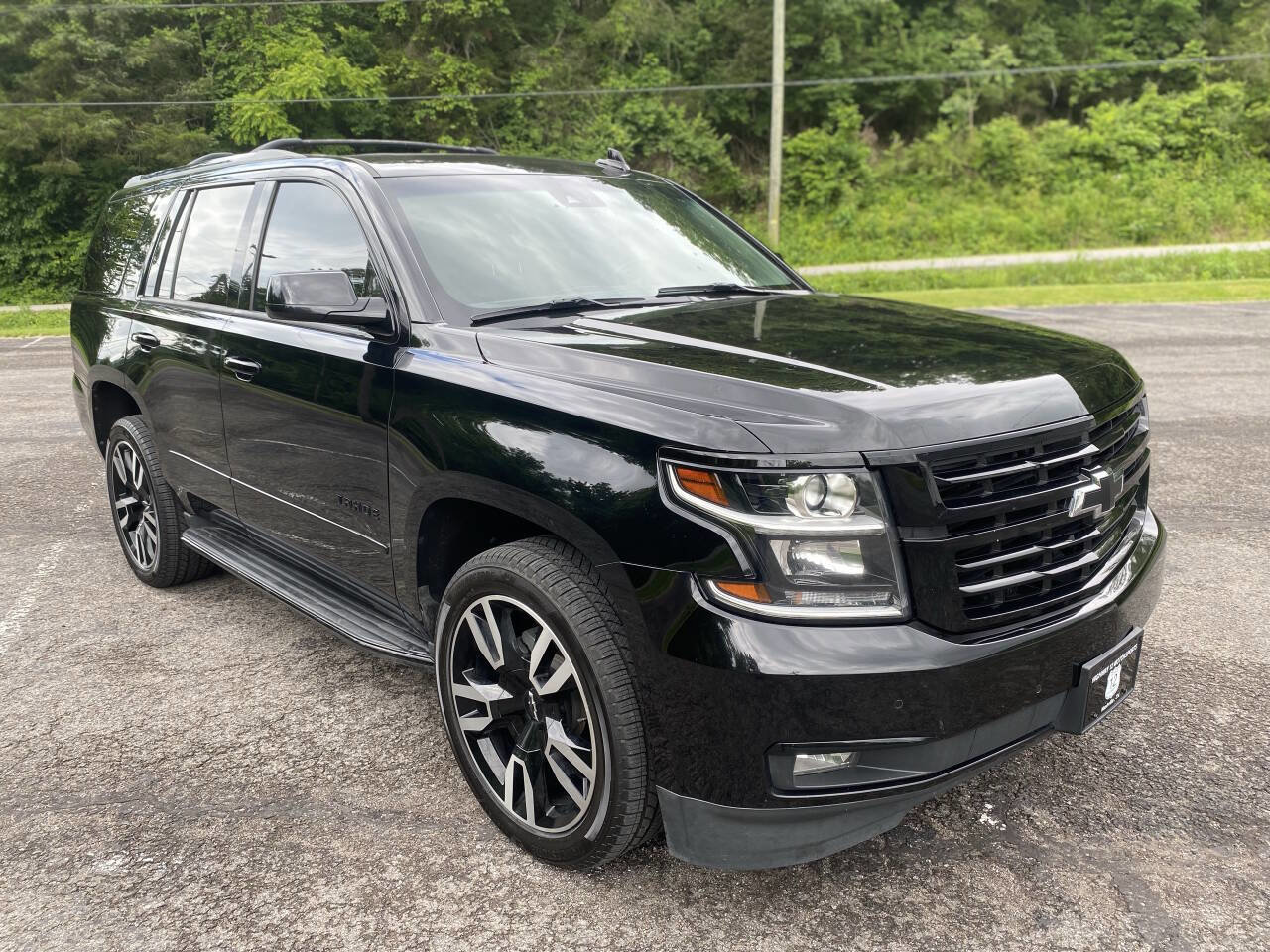 Used 2019 Chevrolet Tahoe Premier image 2