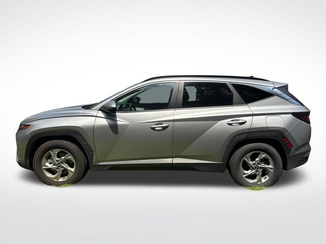Used 2024 Hyundai Tucson SEL FWD image 2