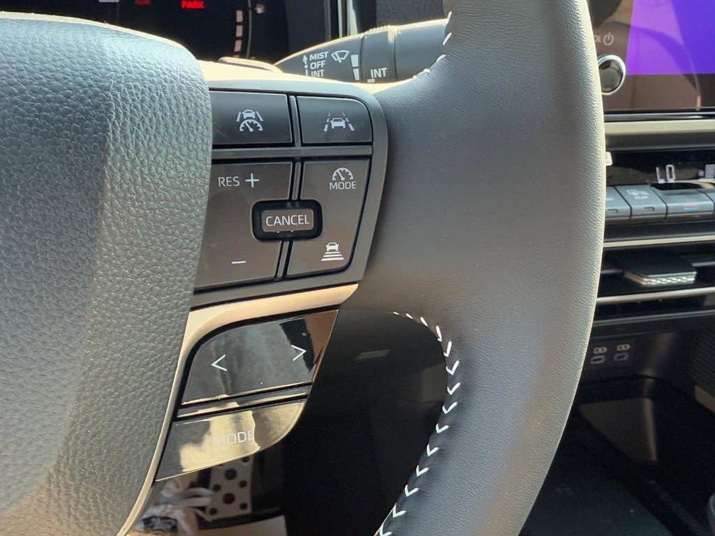 New 2026 Toyota Camry Hybrid image 13