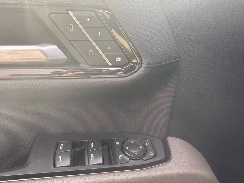 Used 2024 Chevrolet Silverado 1500 ZR2 w/ Technology Package image 12