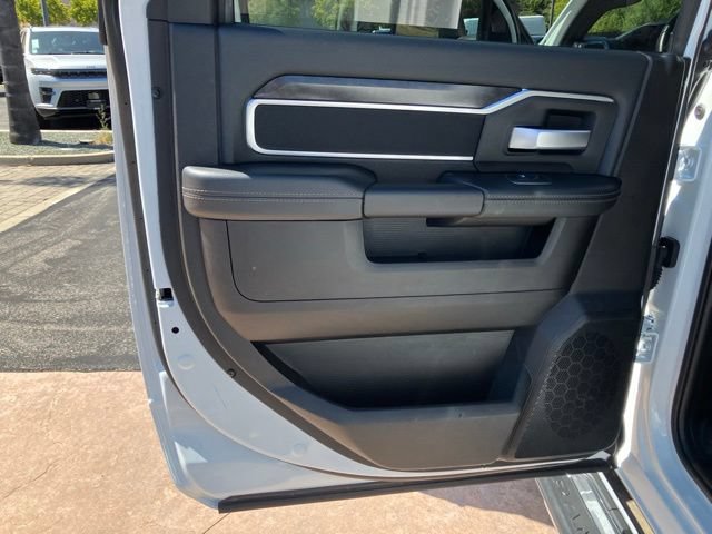 Used 2024 RAM 2500 Big Horn w/ Safety Group AWD/4WD image 24