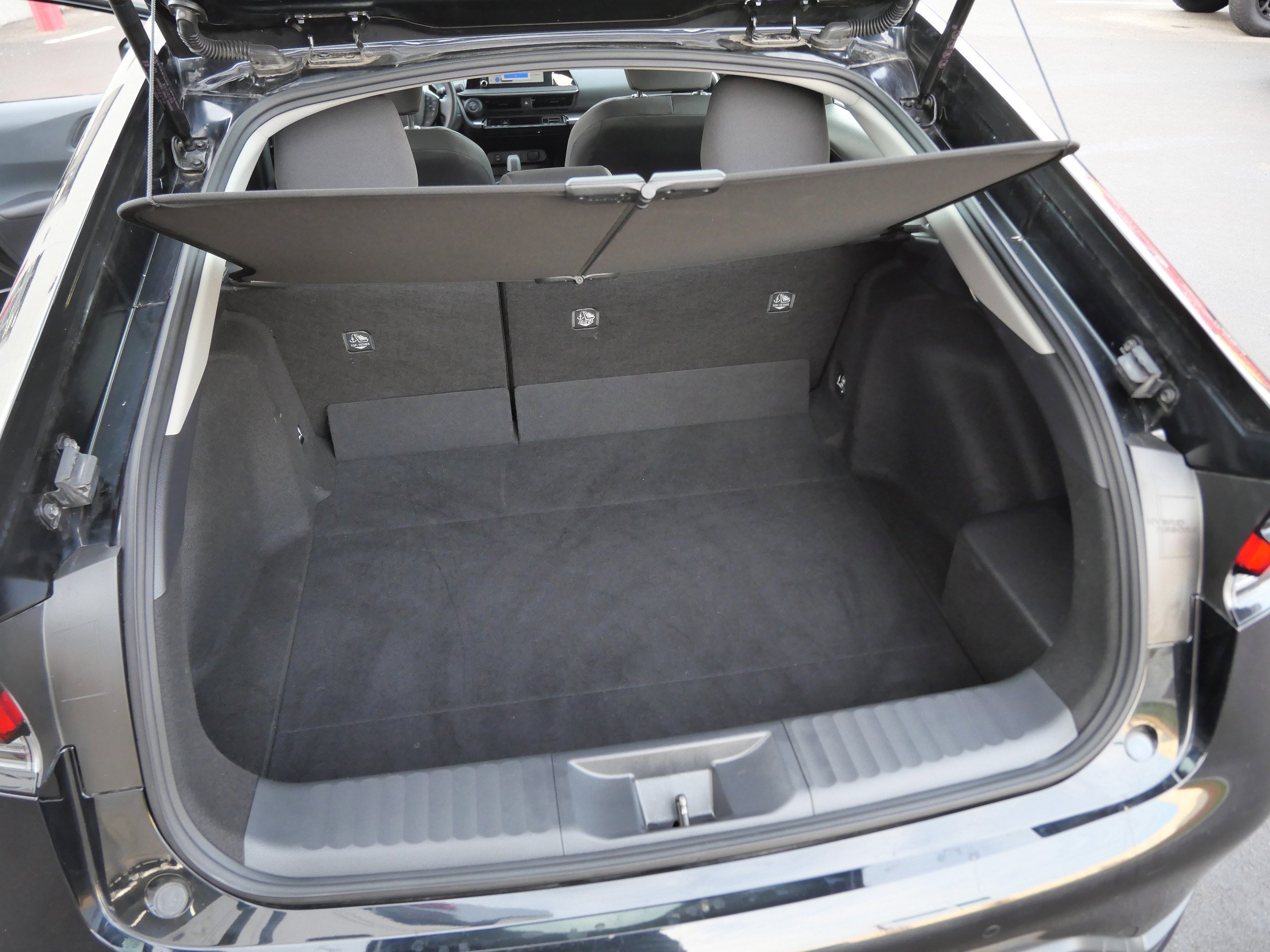 Certified 2025 Toyota Prius LE image 19