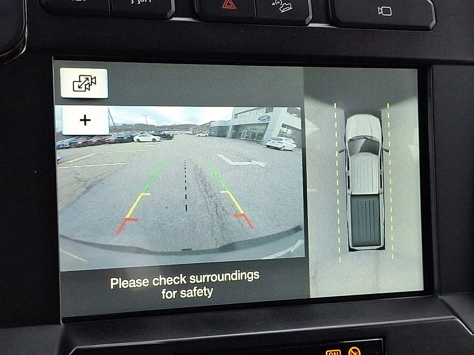 Used 2019 Ford F350 Lariat w/ Chrome Package image 18