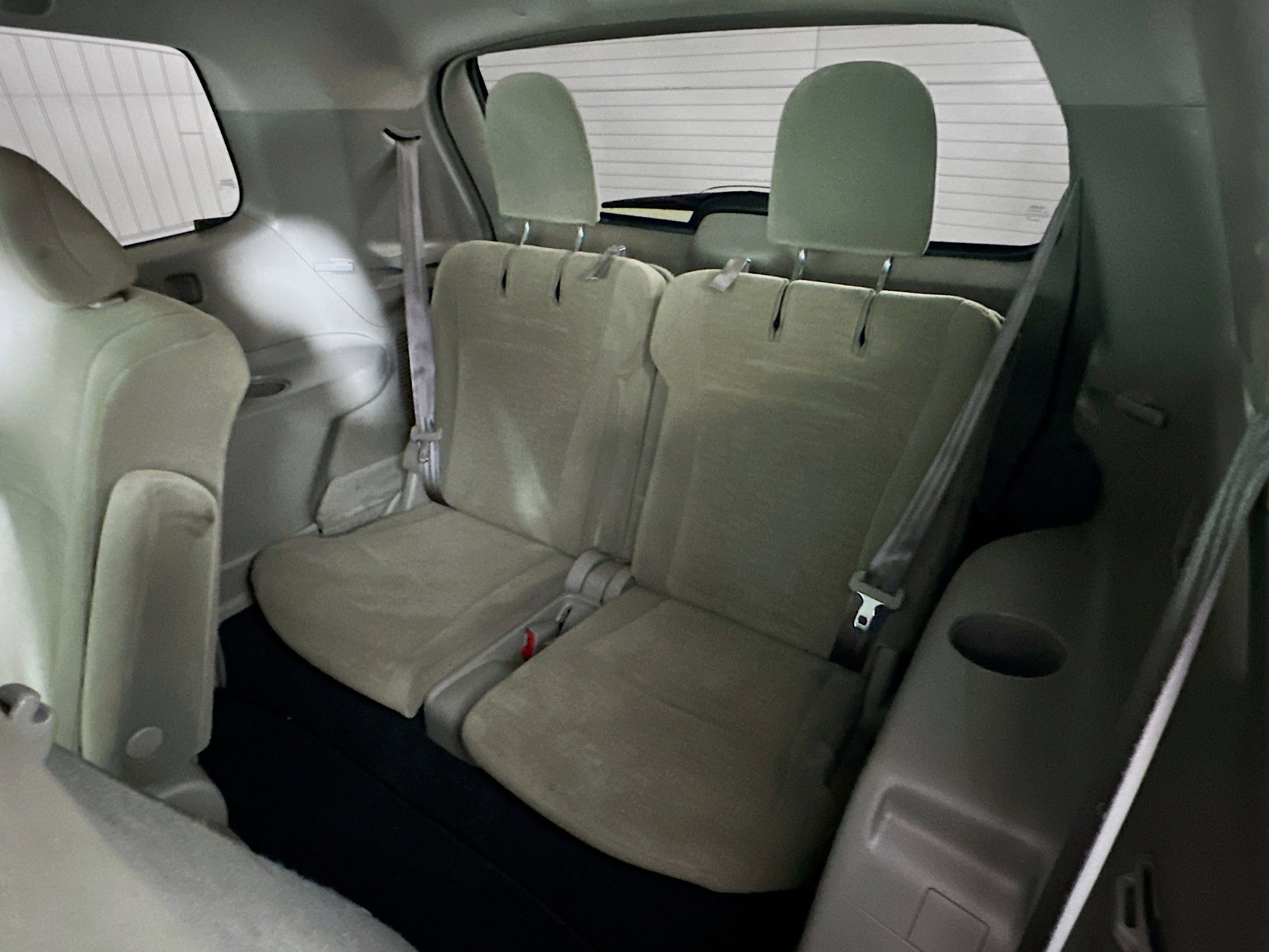 Used 2013 Toyota Highlander Plus image 27