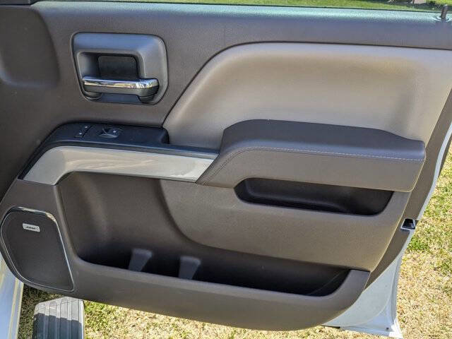 Used 2017 Chevrolet Silverado 1500 LTZ Z71 w/ LTZ Plus Package AWD/4WD image 37