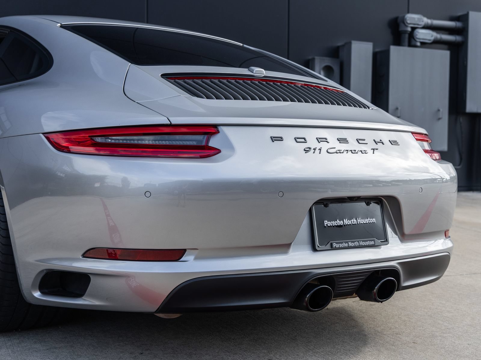 Certified 2018 Porsche 911 Carrera T RWD image 15