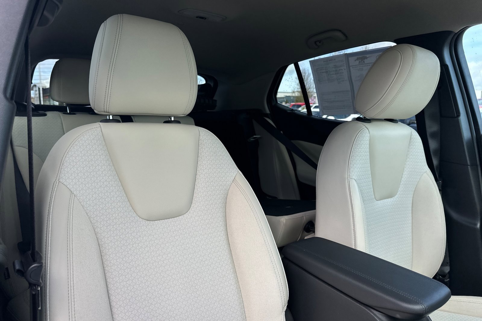 Used 2023 Buick Encore GX Preferred w/ Cold Weather Comfort Package image 17