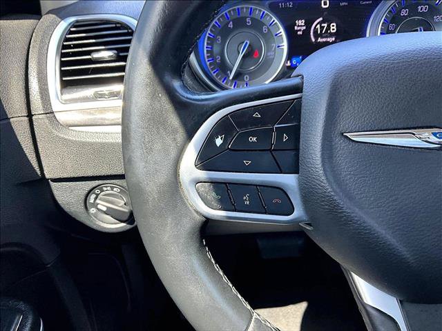 Used 2018 Chrysler 300 Touring w/ Sport Appearance Package RWD image 18