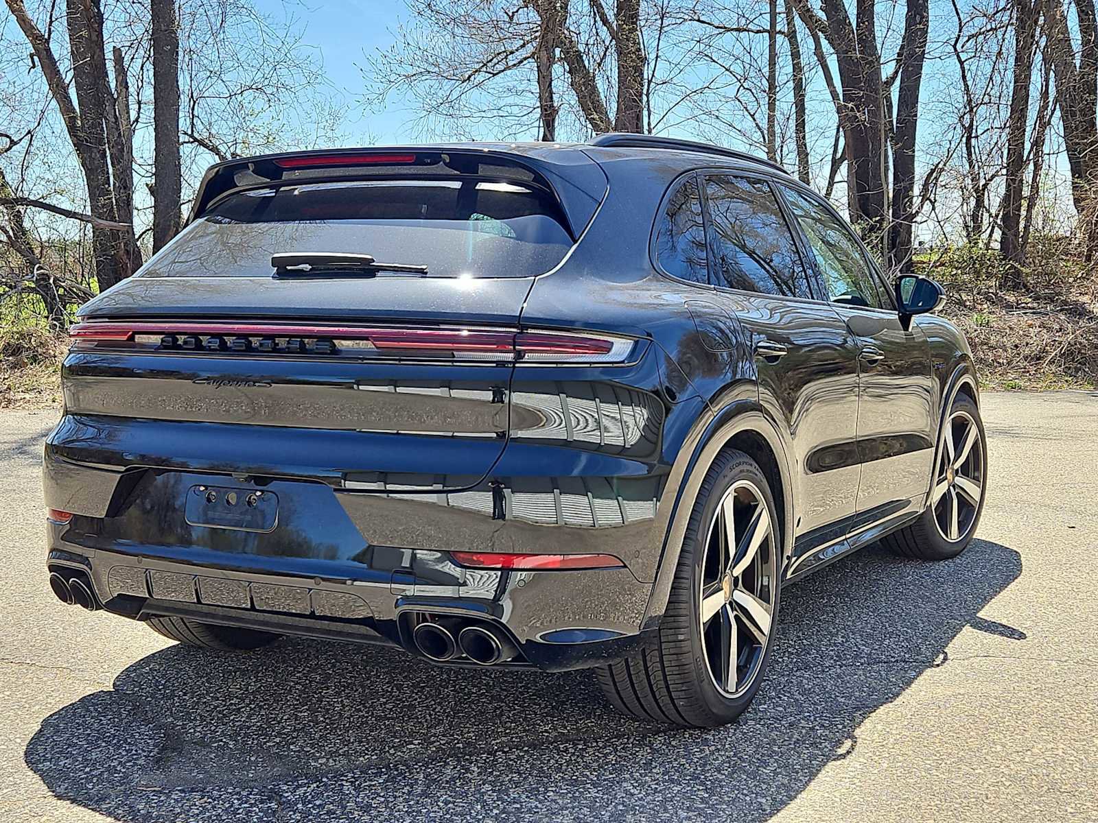 Certified 2025 Porsche Cayenne S AWD/4WD image 7