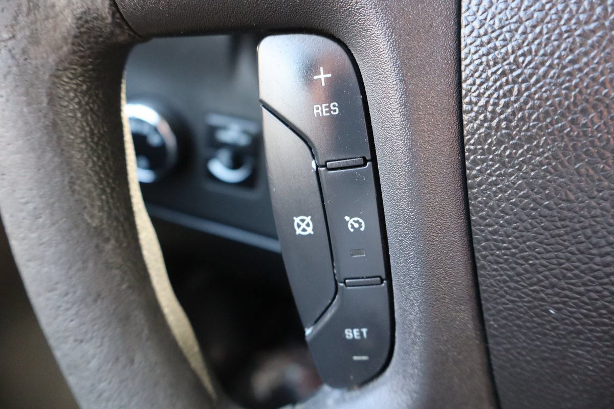 Used 2017 Chevrolet Express 3500 LT w/ LT Preferred Equipment Group RWD image 30