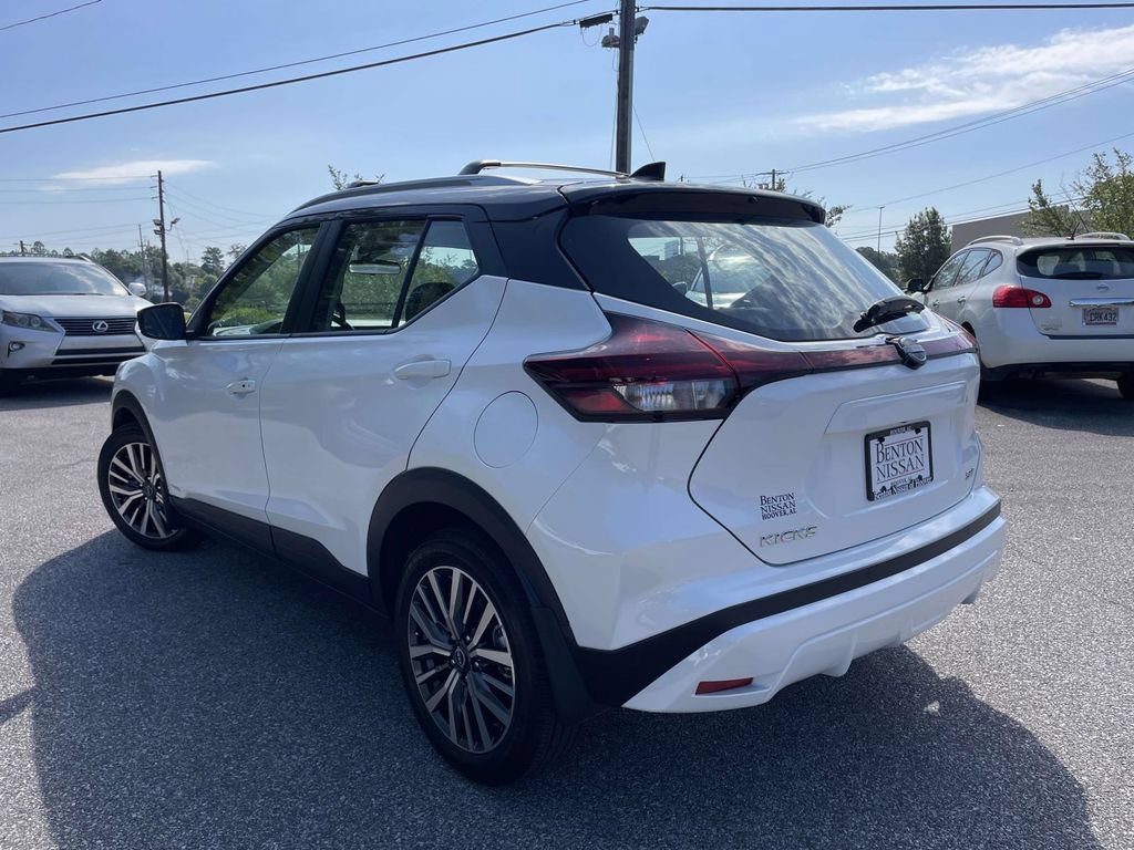 Used 2023 Nissan Kicks SV FWD image 5