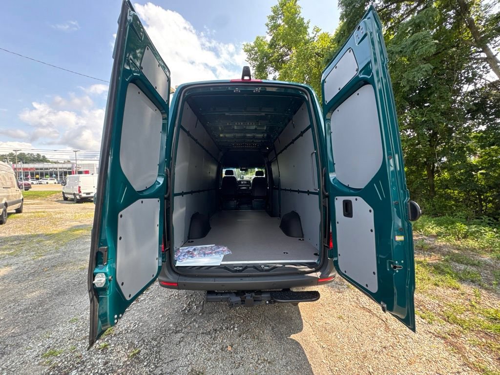 New 2026 Mercedes-Benz Sprinter 2500 image 13