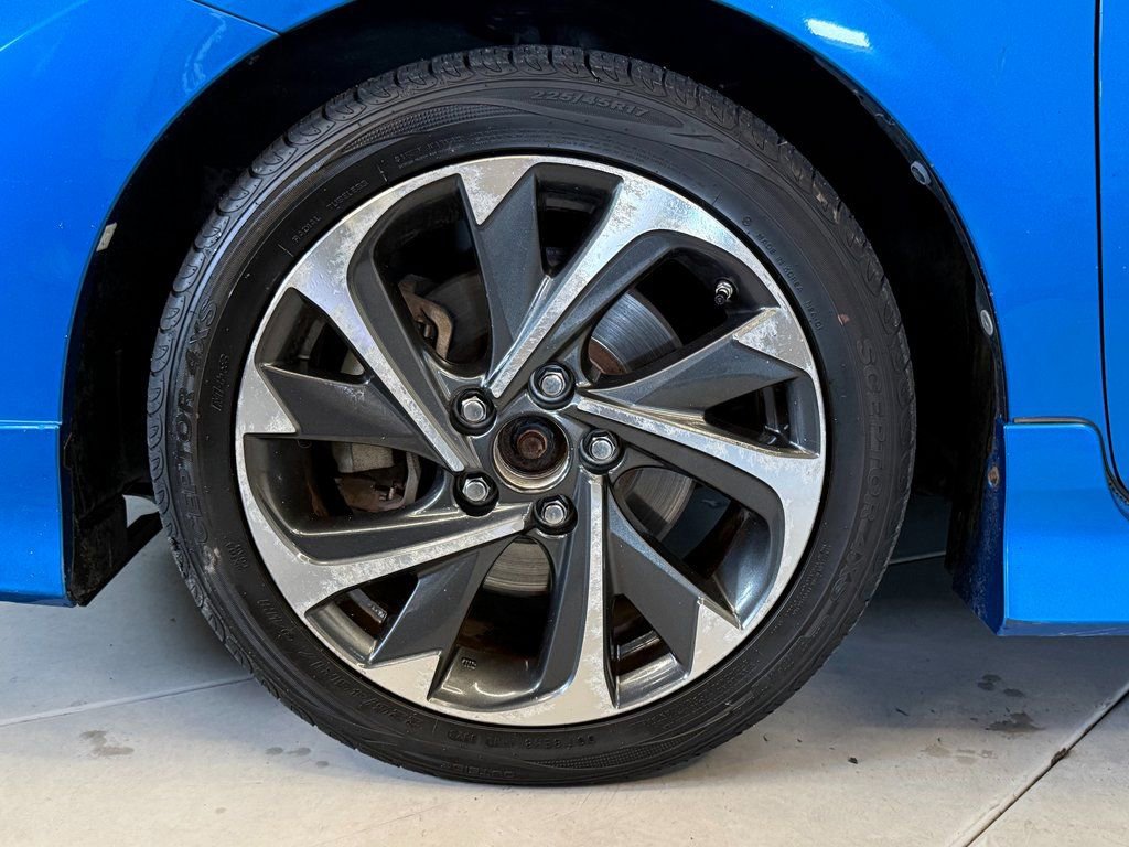 Used 2017 Toyota Corolla iM image 24