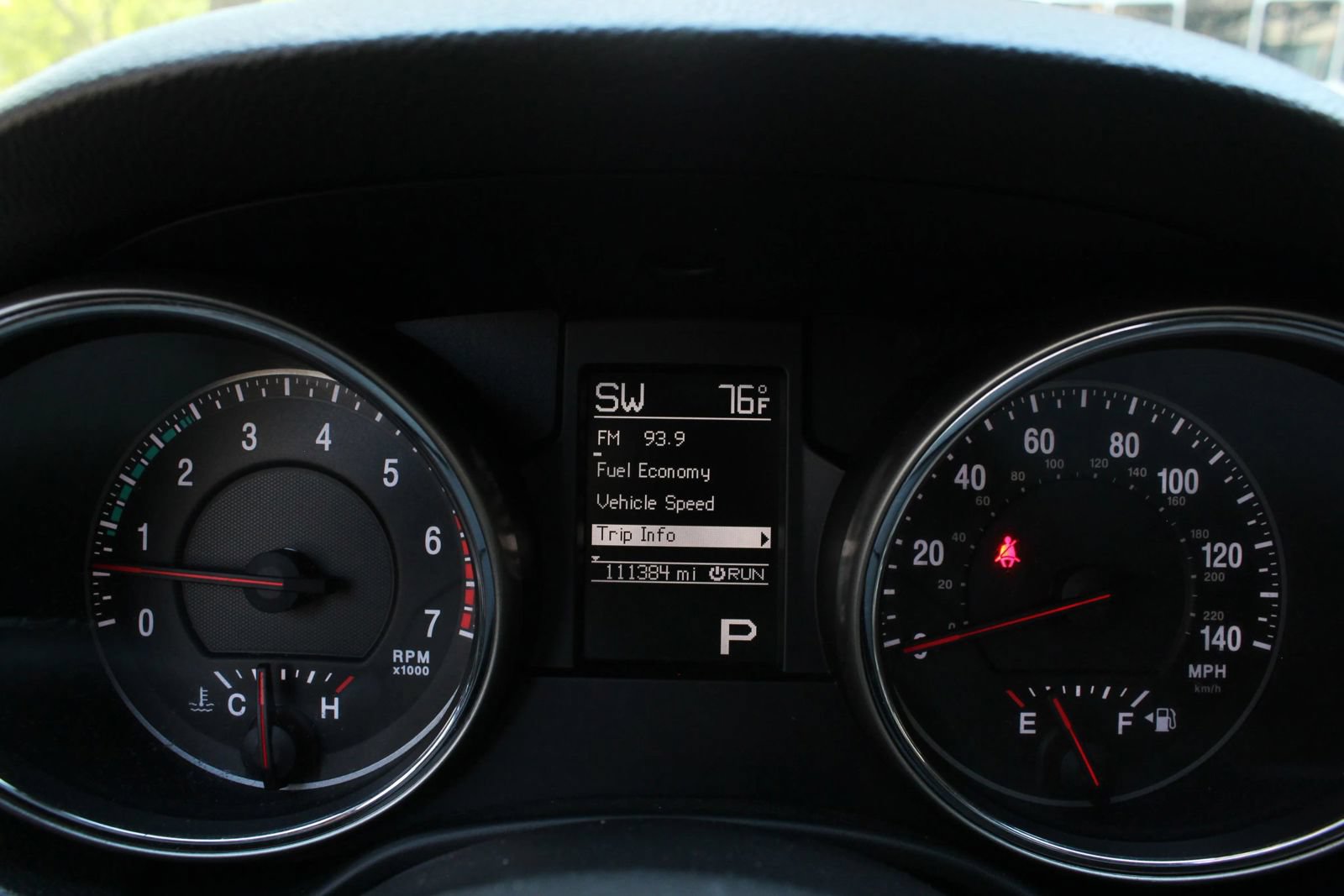 Used 2012 Jeep Grand Cherokee Limited w/ Luxury Group II AWD/4WD image 32