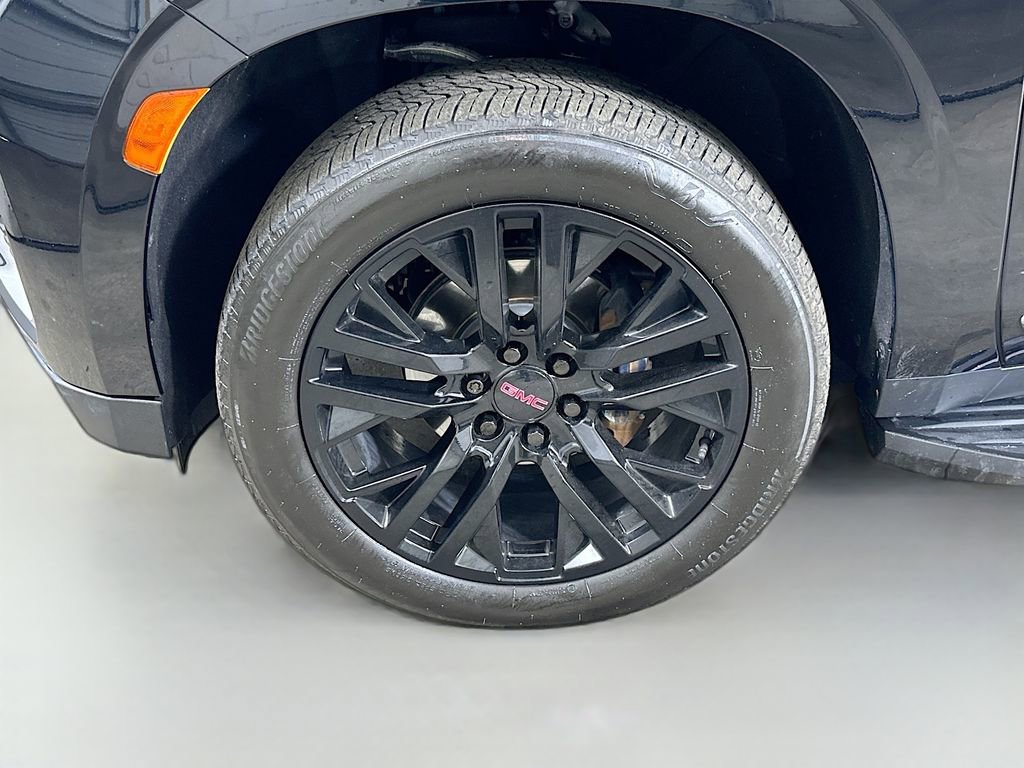 Used 2021 GMC Yukon XL SLT w/ SLT Premium Package image 8