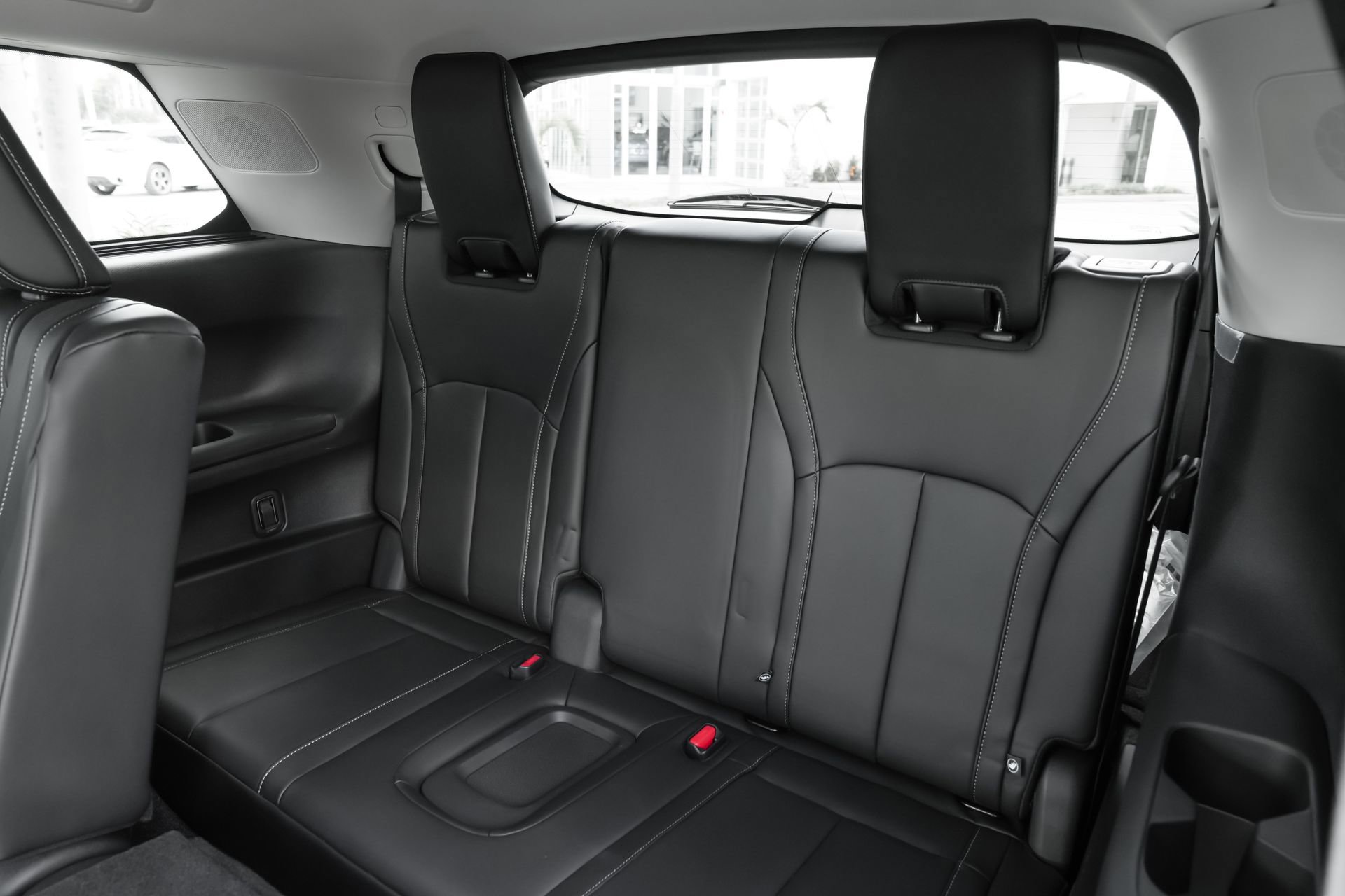 Certified 2026 INFINITI QX60 Luxe w/ Cargo Package FWD image 43