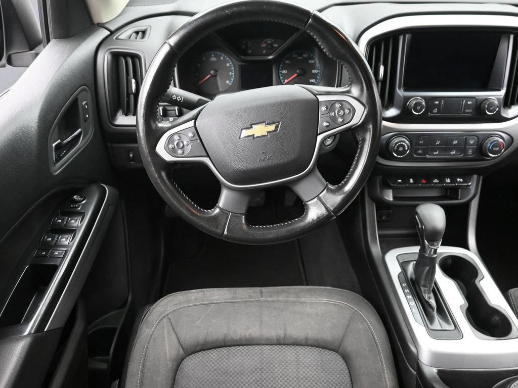 Used 2022 Chevrolet Colorado LT w/ Safety Package AWD/4WD image 12