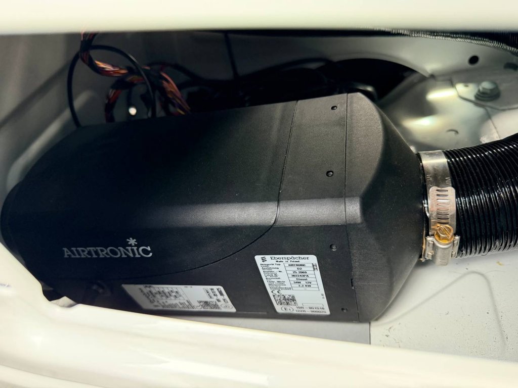 Used 2019 Mercedes-Benz Sprinter 2500 image 59