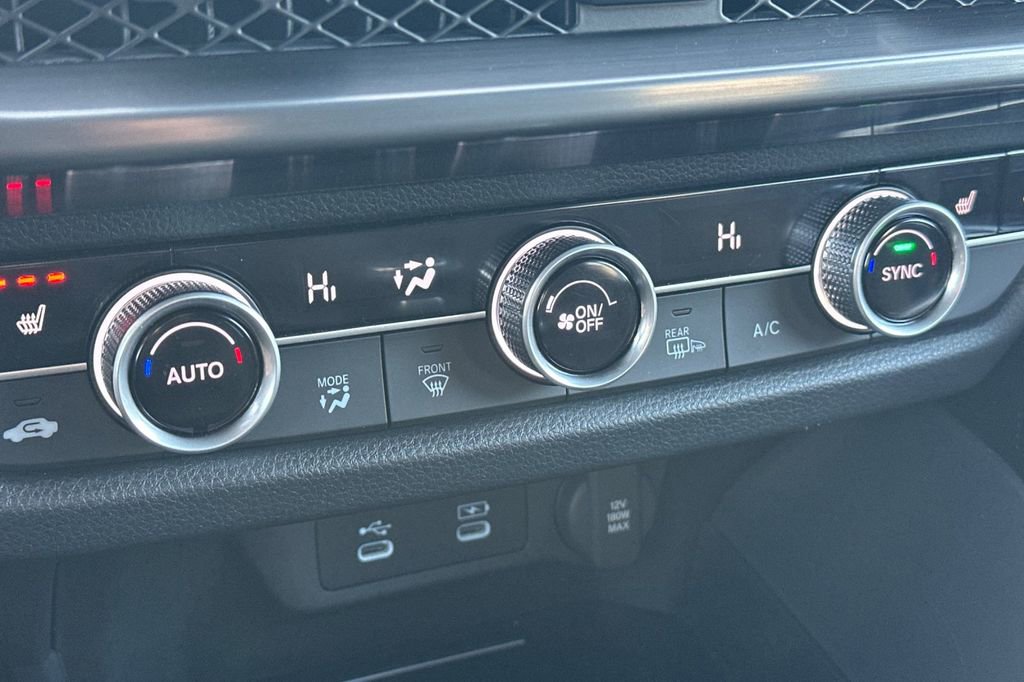 Certified 2025 Acura ADX A-Spec image 21