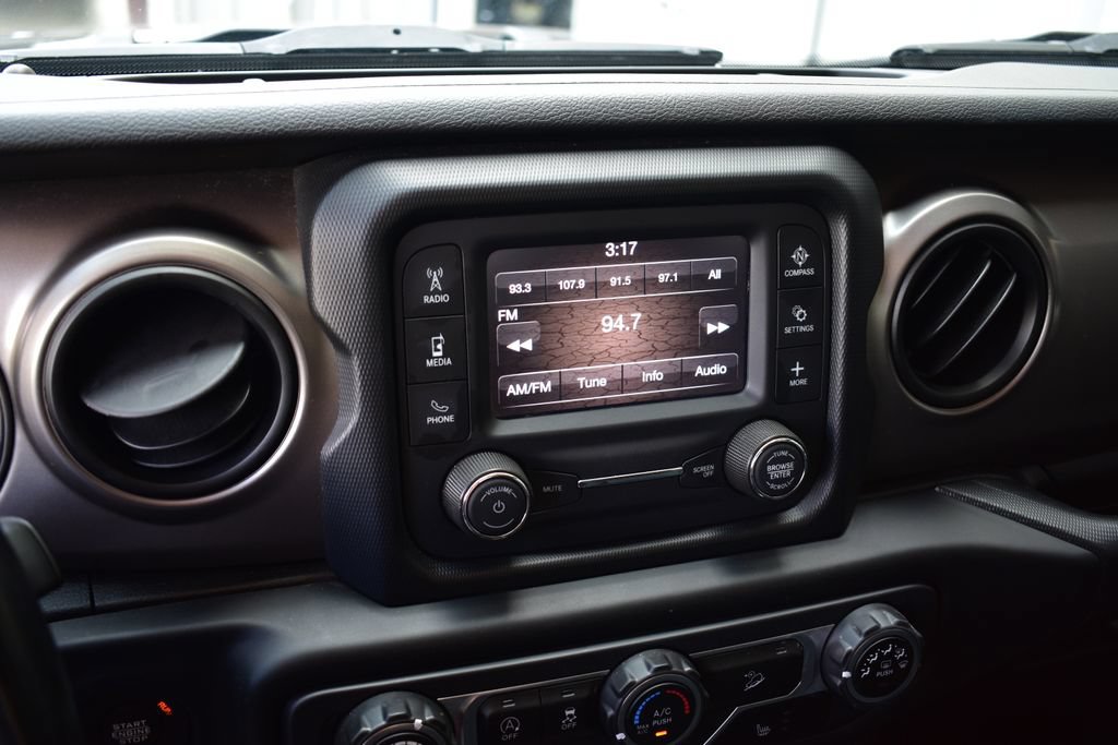 Used 2020 Jeep Wrangler Sport AWD/4WD image 43