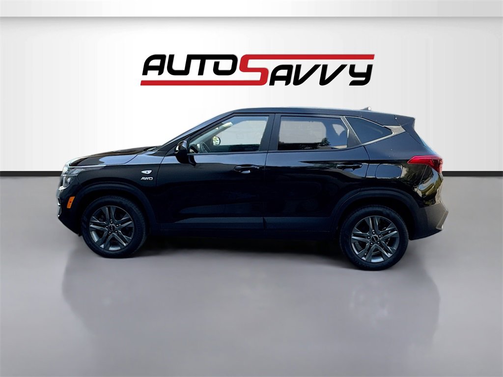 Used 2023 Kia Seltos LX image 4