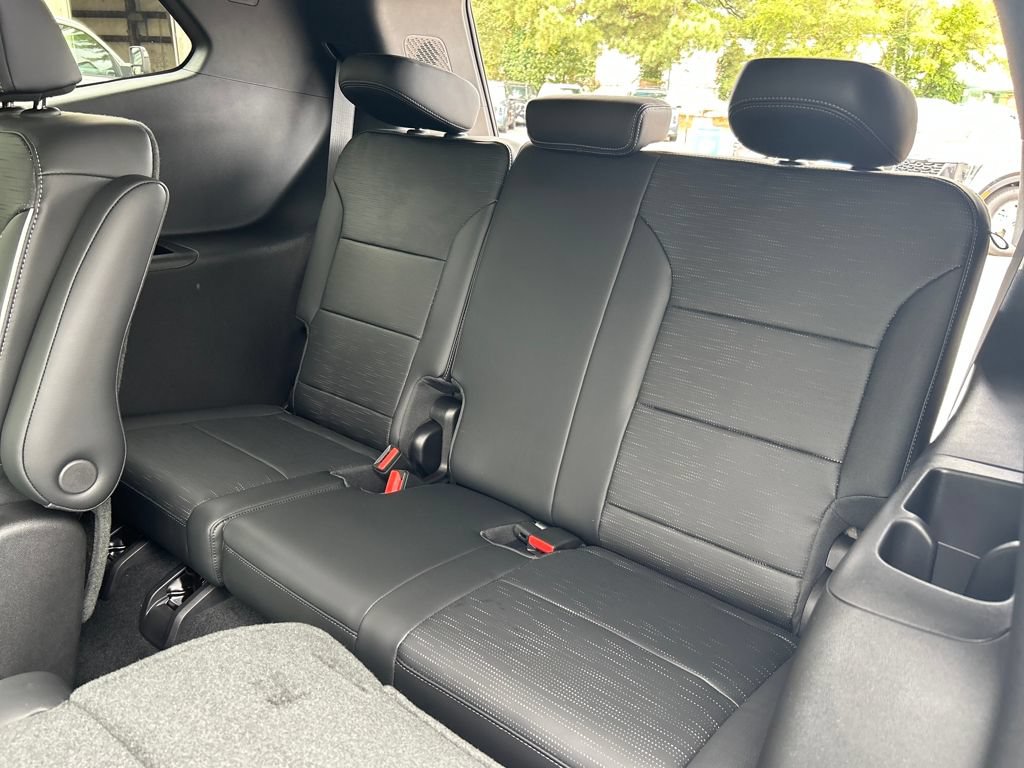 New 2026 Buick Enclave Sport Touring w/ Power Package FWD image 28